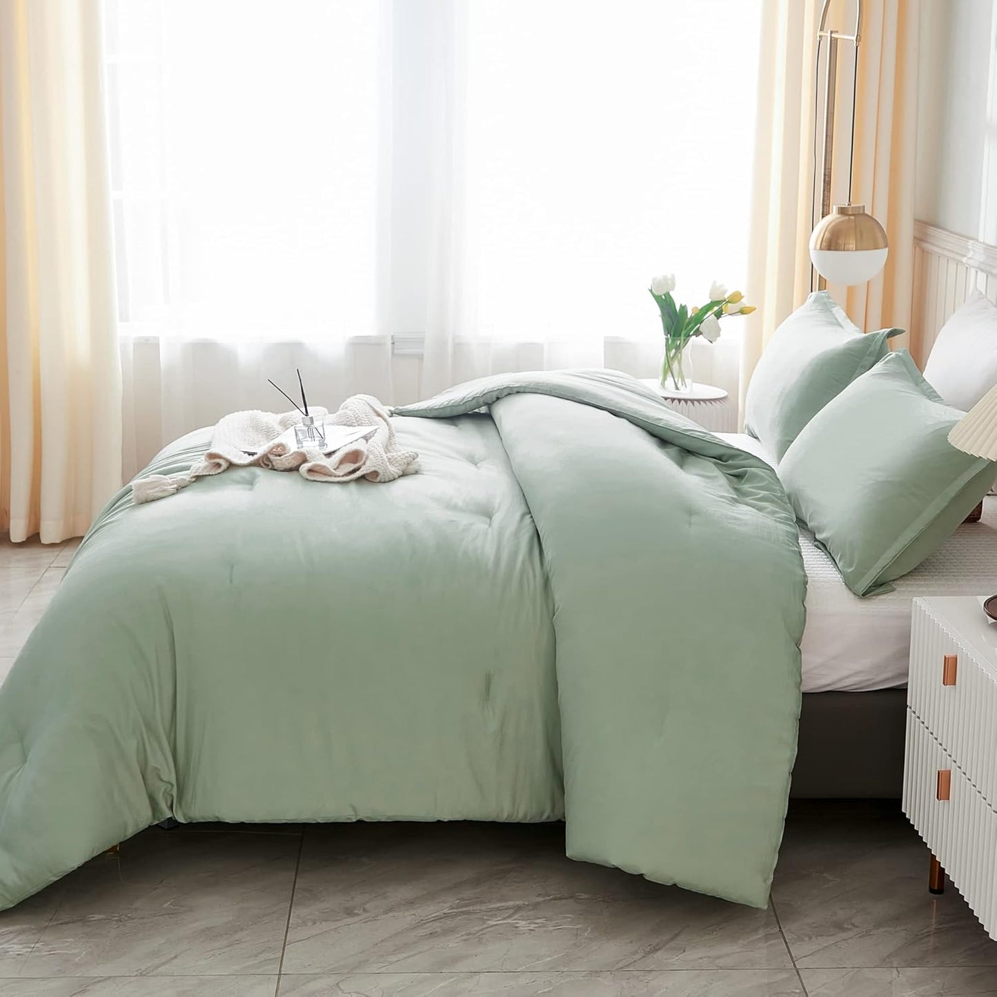 Litanika Queen Comforter Set Sage Green, 3 Pieces Lightweight Comforters Queen Size Solid Bedding Comforters Sets, Down Alternative Comforter Bed Set Quilt Blanket