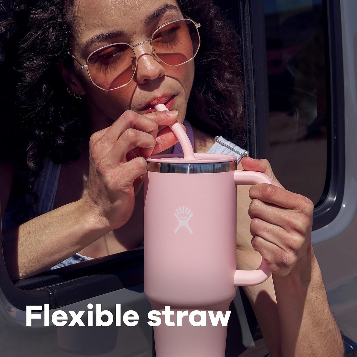 Hydro Flask 32 Oz Travel Tumbler with Handle, Lid and Straw - Insulated Stainless Steel in Holiday Punch