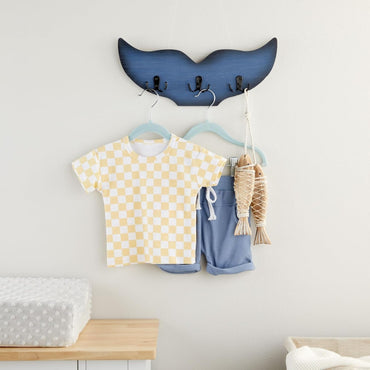 Okuna Outpost Whale Tail Wall Hook for Nursery, Nautical Ocean Wall Decor (Blue, 15.5 x 6.75 x 1 in)