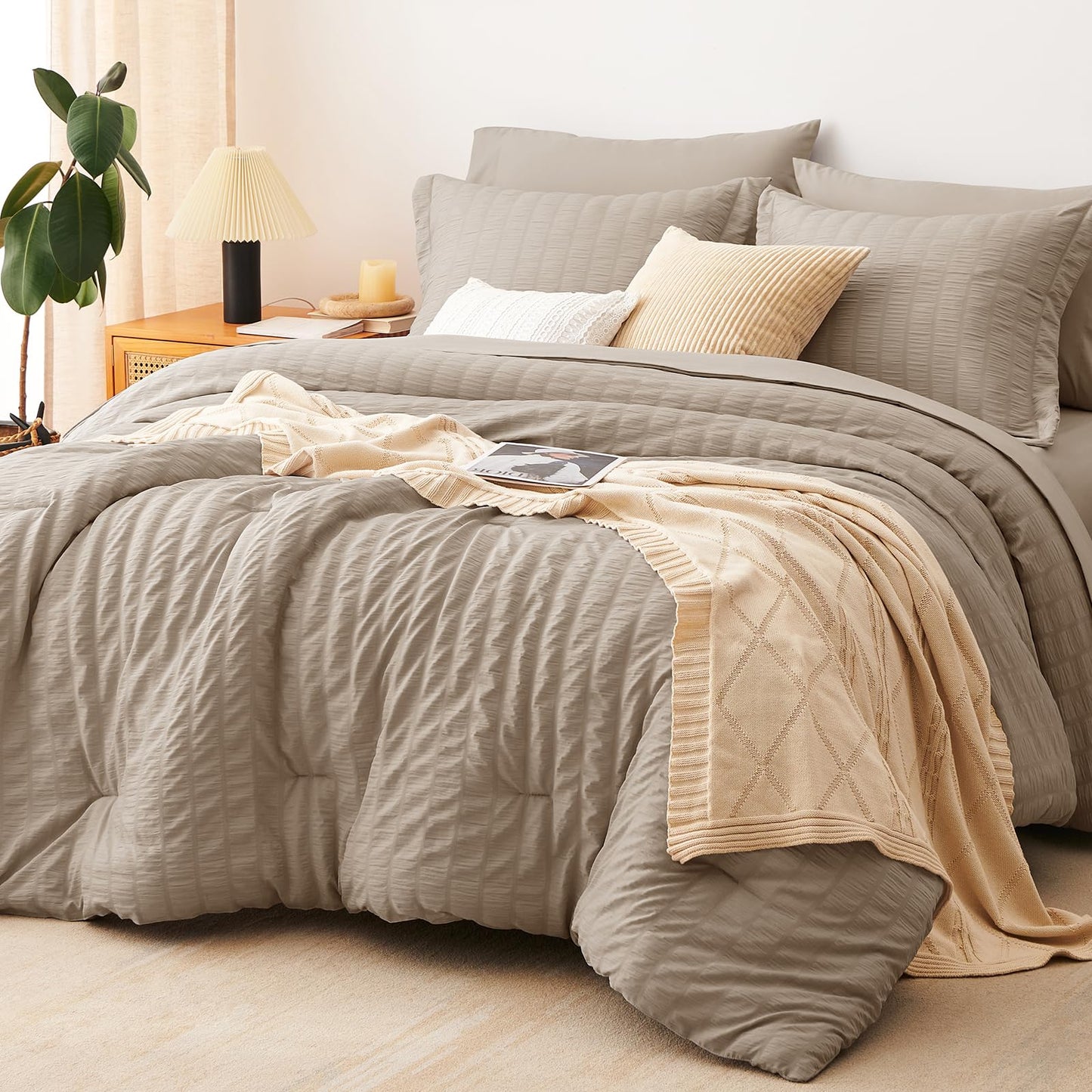 CozyLux Queen Comforter Set White Seersucker 7 Pieces Bed in a Bag Queen Comforter Set with Sheets, Luxury Soft Bedding Set with Down Alternative Comforter, Sheets, Pillowcases & Shams for All Seasons
