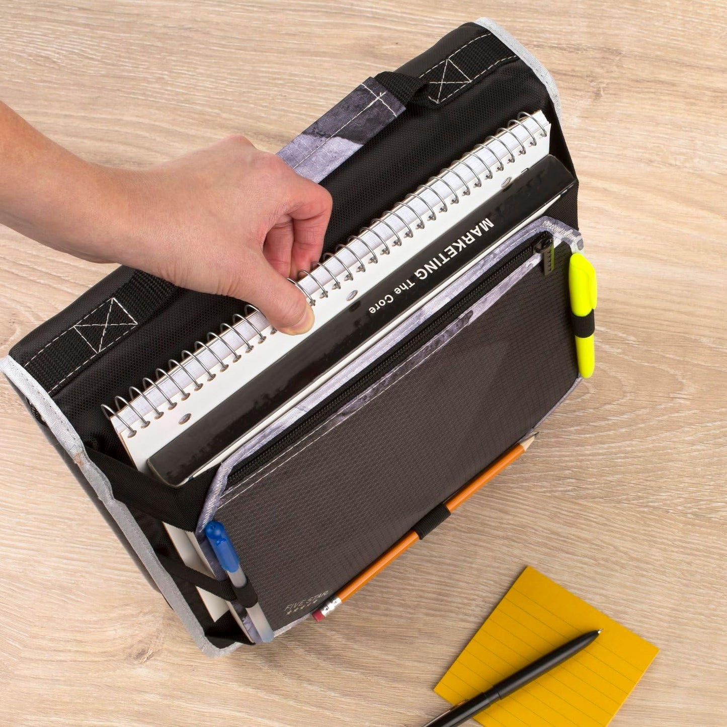 Five Star Zipper Binder, 2 Inch 3-Ring Binder with Round Rings, Expansion Panel and 5-Tab Expanding File, 580 Sheet Capacity, Black/Gray (29052IT8)