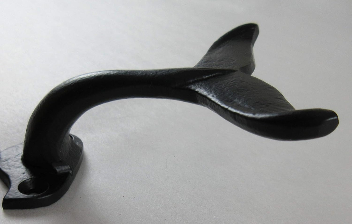 UD Cast Iron Whale Tail Hook Nautical Decor