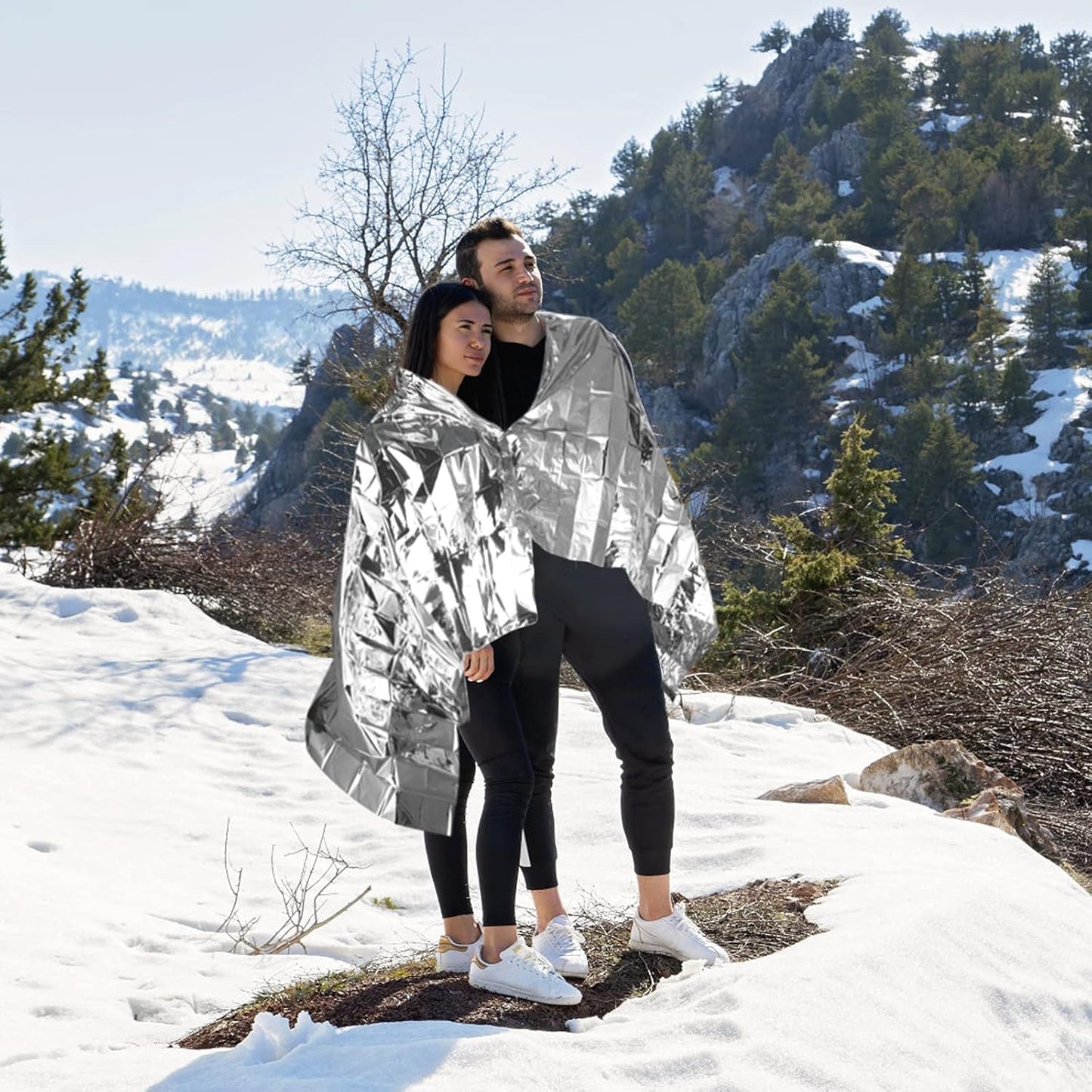 Emergency Mylar Thermal Blankets -Space Blanket Survival kit Camping Blanket (4-Pack). Perfect for Outdoors, Hiking, Survival, Bug Out Bag ,Marathons or First Aid 1