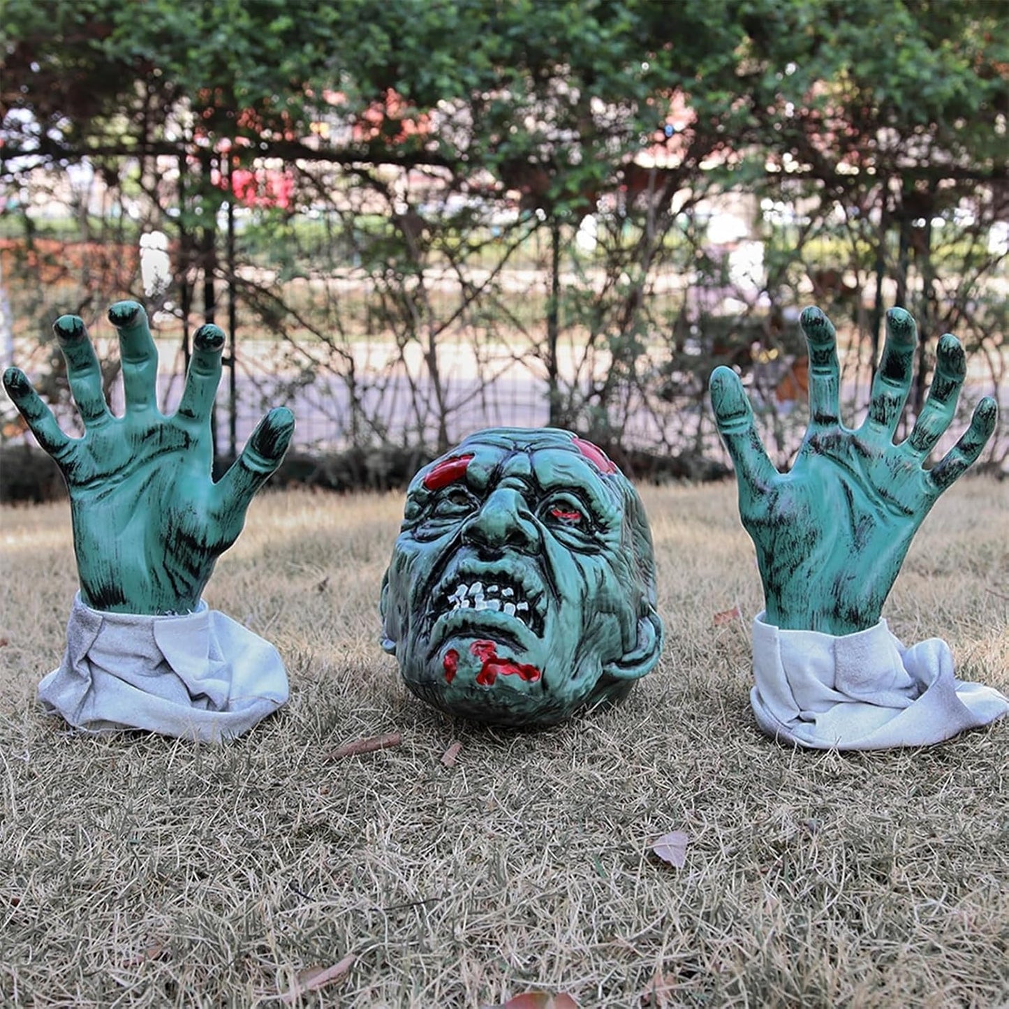 Realistic Zombie Garden Stakes Halloween Decorations Outdoor Yard Stakes Outside House Lawn Patio Party Graveyard Scenes Halloween Decor