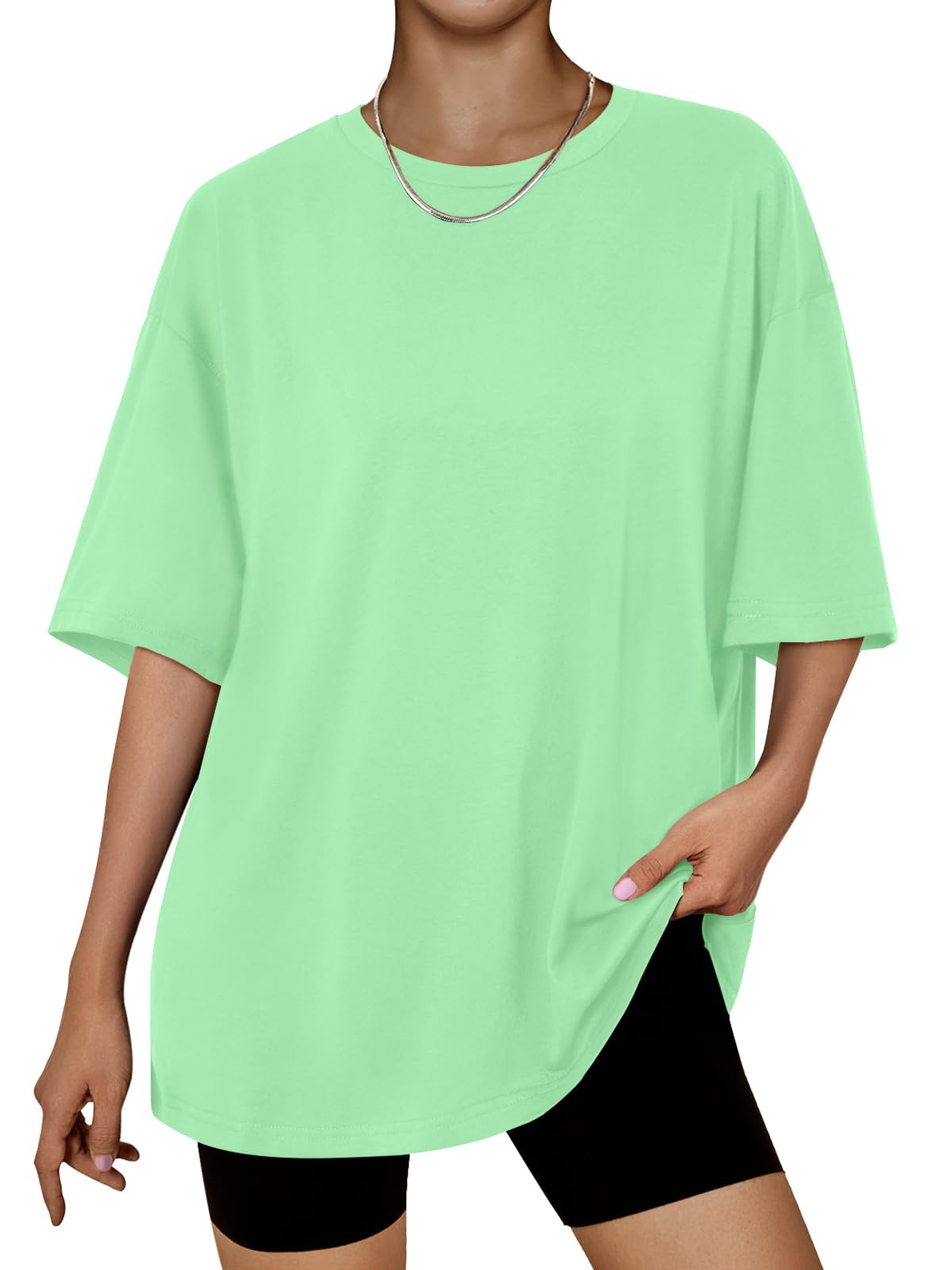 Trendy Queen Womens Oversized Summer T Shirts Plus Size Batwing Cute Casual Tops Short Sleeves Fashion Workout Clothes