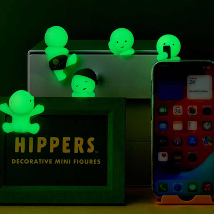 A phosphorescent Hippers series figure