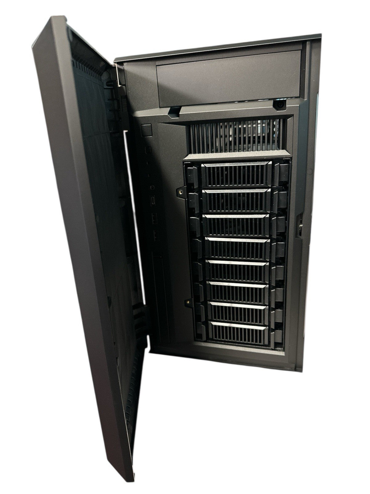 SilverStone CS382B 8-Bay SAS-12G / SATA-6G Hot-swappable High Perform Micro-ATX