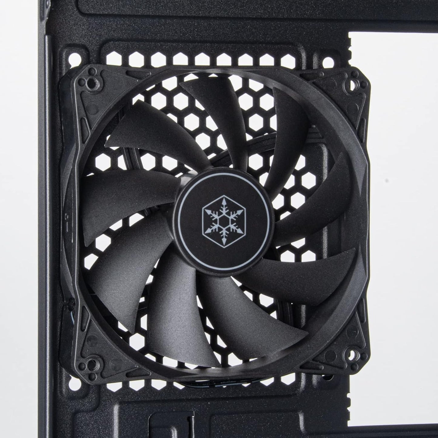Silverstone FARA 513 High Airflow ATX Chassis Mid Tower SST-FA513-B-C Black