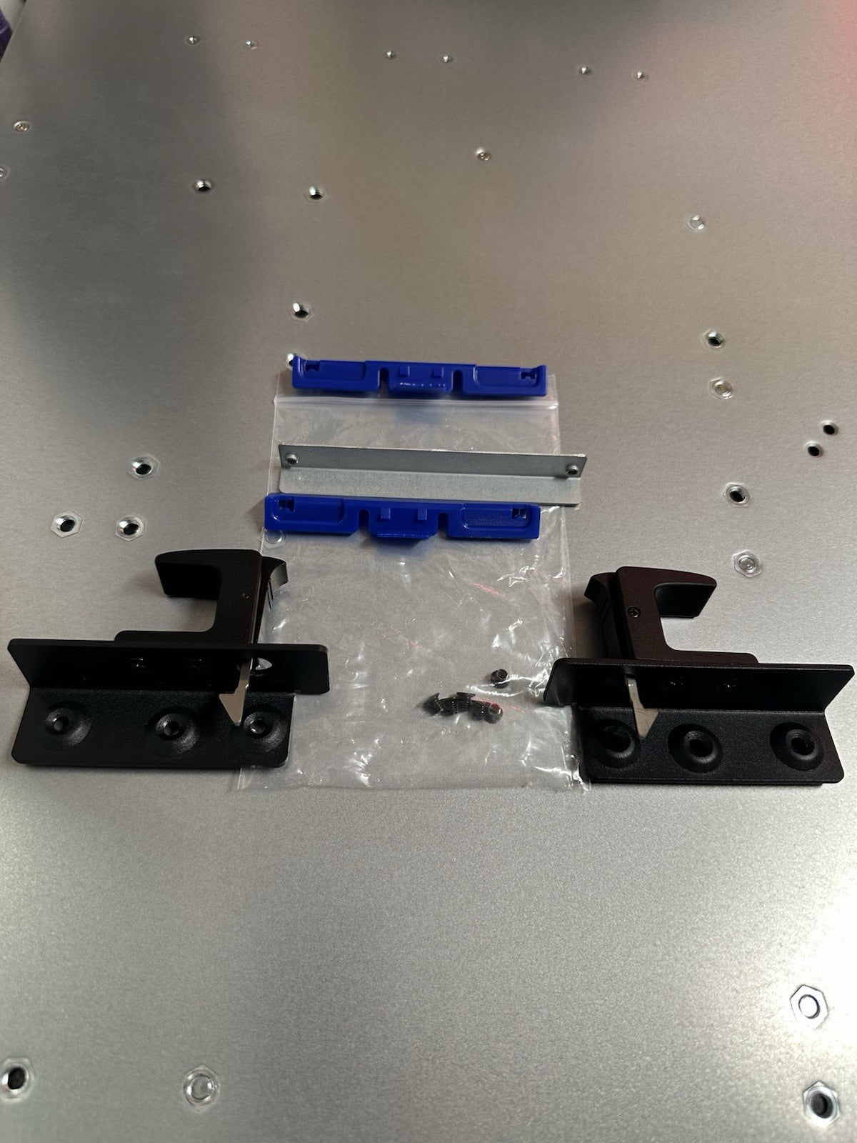 Silverstone RM22-308 2U 8Bay Mini-SAS HD SFF-8643 12 Gb/s interface Rackmount