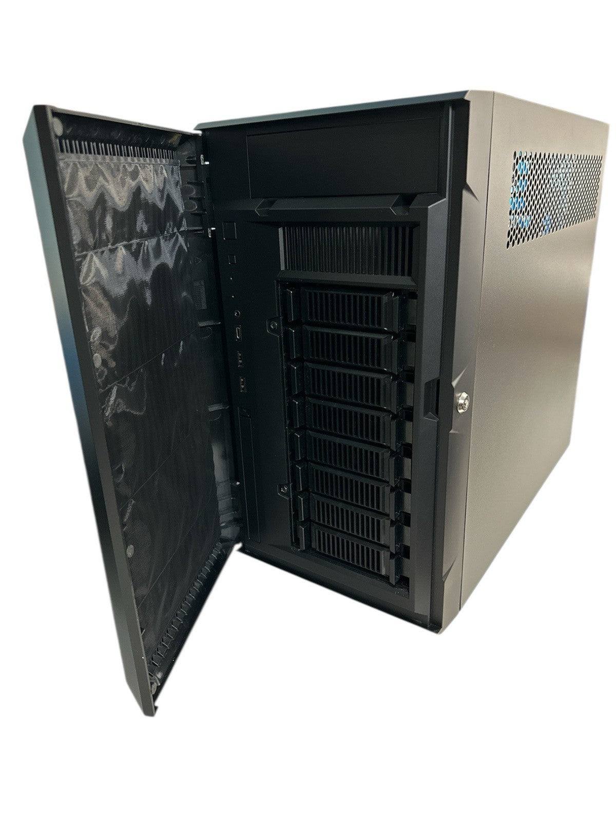 Silverstone SST-CS382 8-bay SAS-12G / SATA-6G Hot-Swap High Performance MicroATX