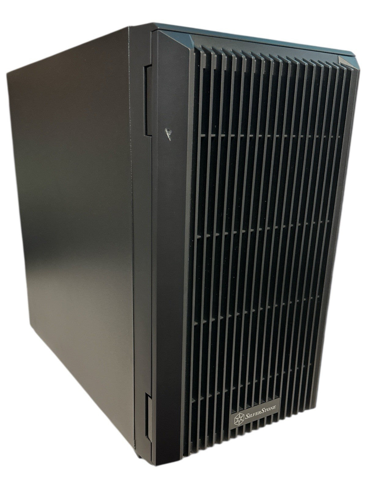 SilverStone CS382B 8-Bay SAS-12G / SATA-6G Hot-swappable High Perform Micro-ATX