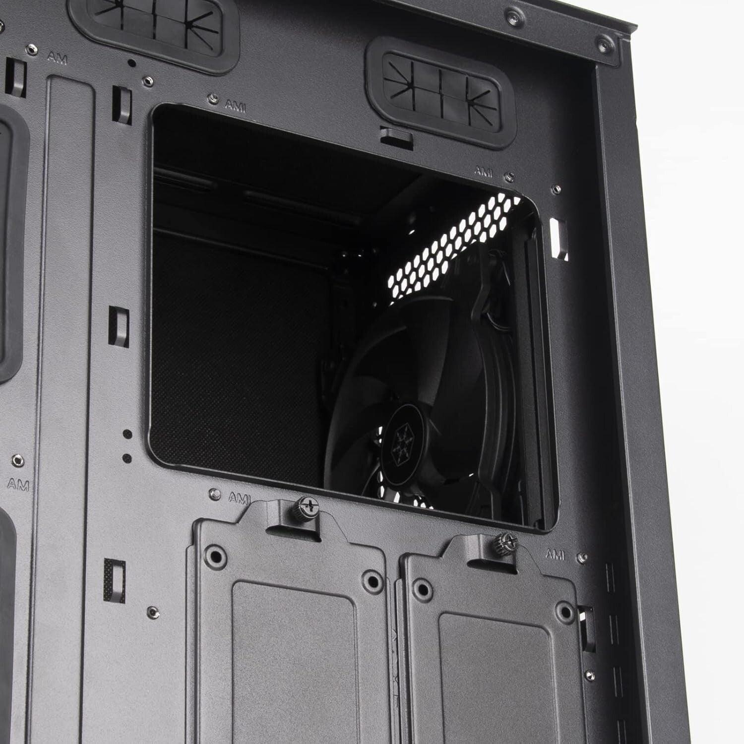 SilverStone SETA Q1 Silent Mid Tower Case with Soundproofing SST-SEQ1B