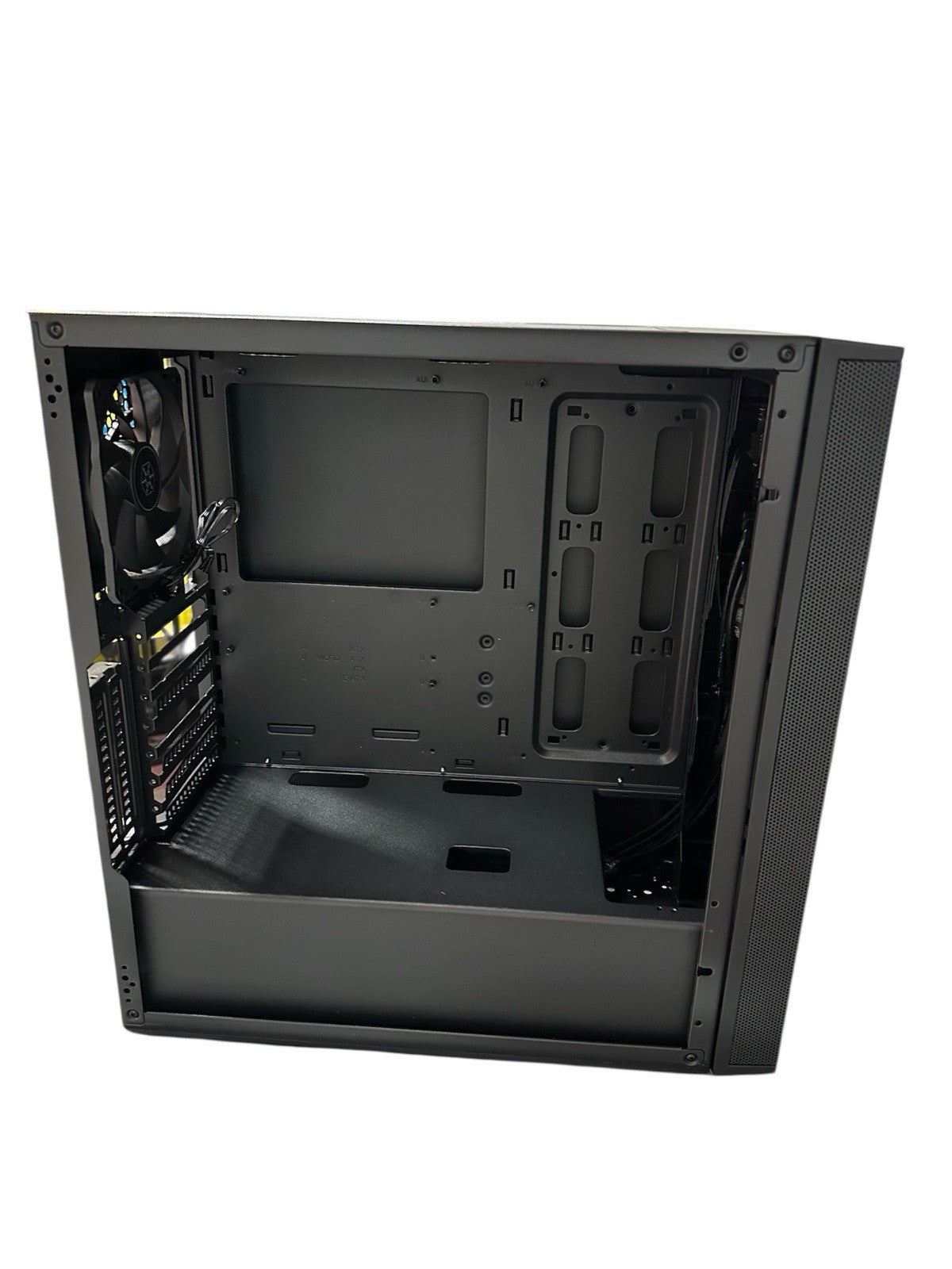SilverStone FAR1B-V2 Stylish and Distinct Tempered Glass Mid Tower ATX Chassis