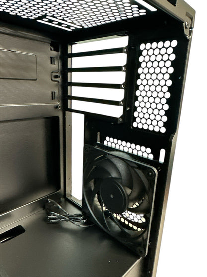 SilverStone CS382B 8-Bay SAS-12G / SATA-6G Hot-swappable High Perform Micro-ATX