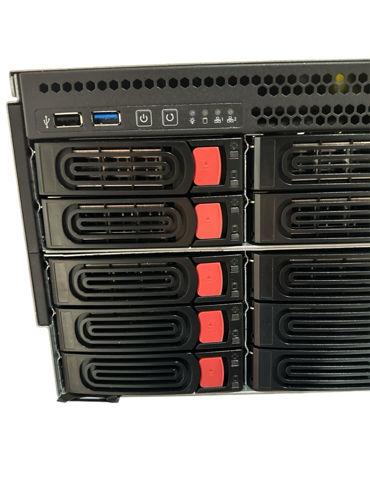 SilverStone RM43-320-RS 4U 20-bay 2.5" / 3.5" HDD / SSD Rackmount Storage Server