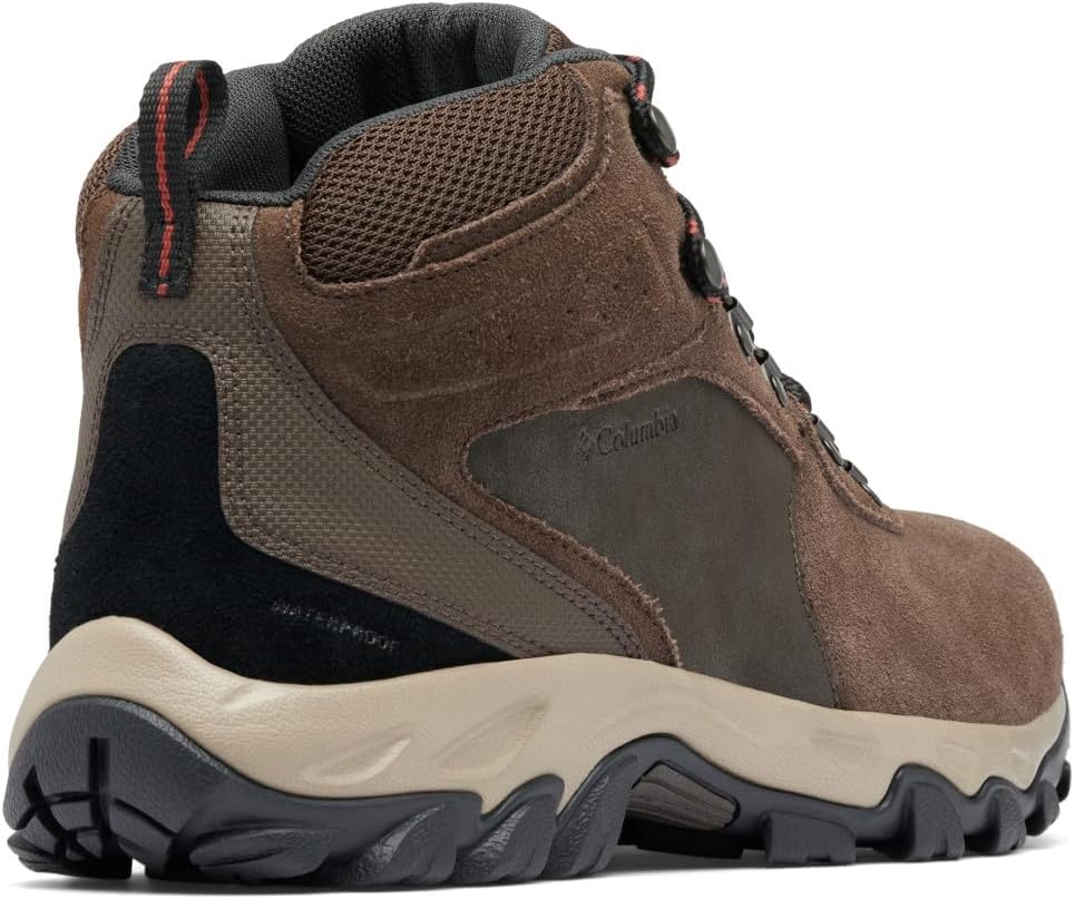 Columbia Men's Newton Ridge Plus II Suede Waterproof Hiking Boot