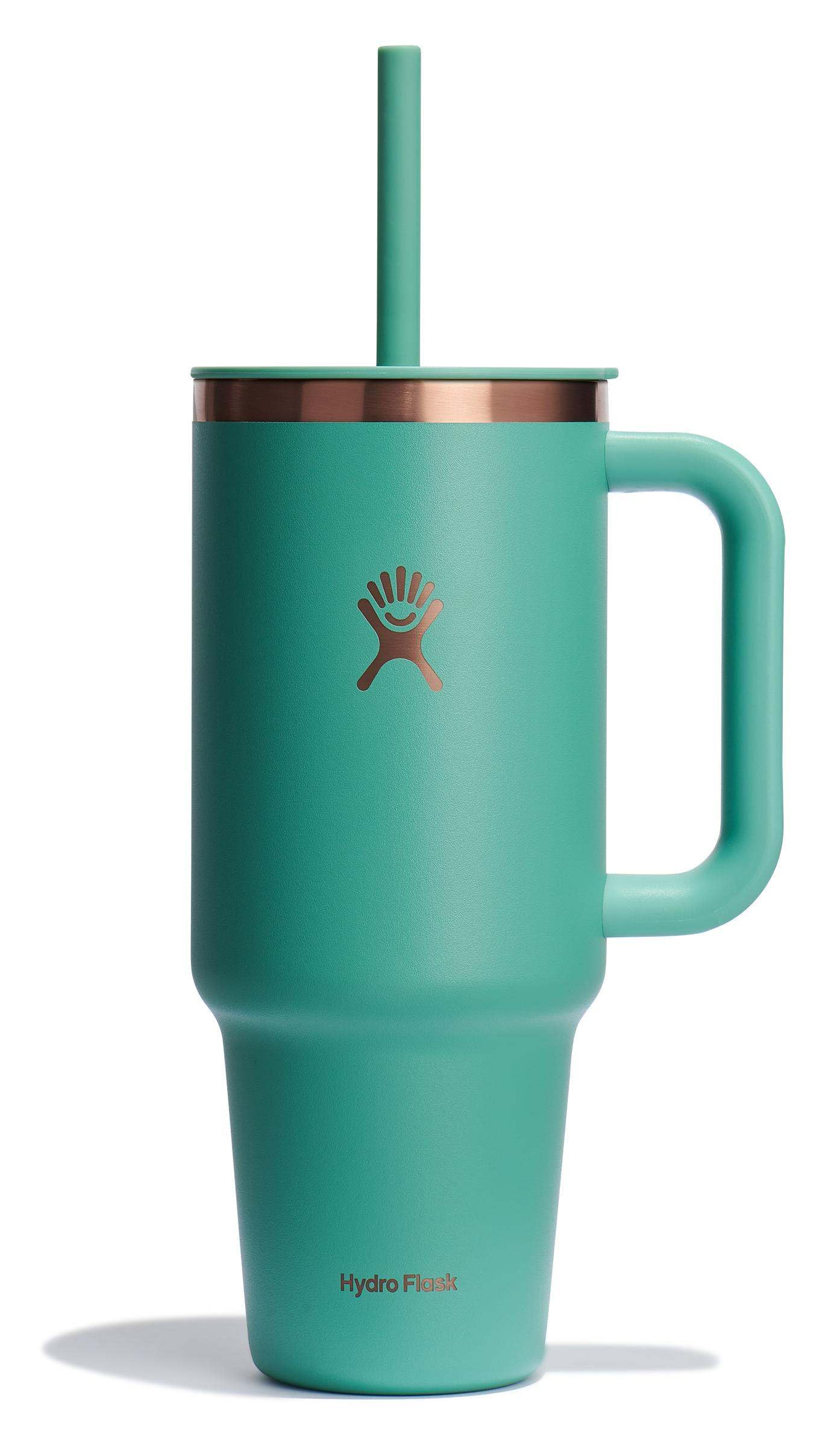 Hydro Flask 32 Oz Travel Tumbler with Handle, Lid and Straw - Insulated Stainless Steel in Holiday Punch