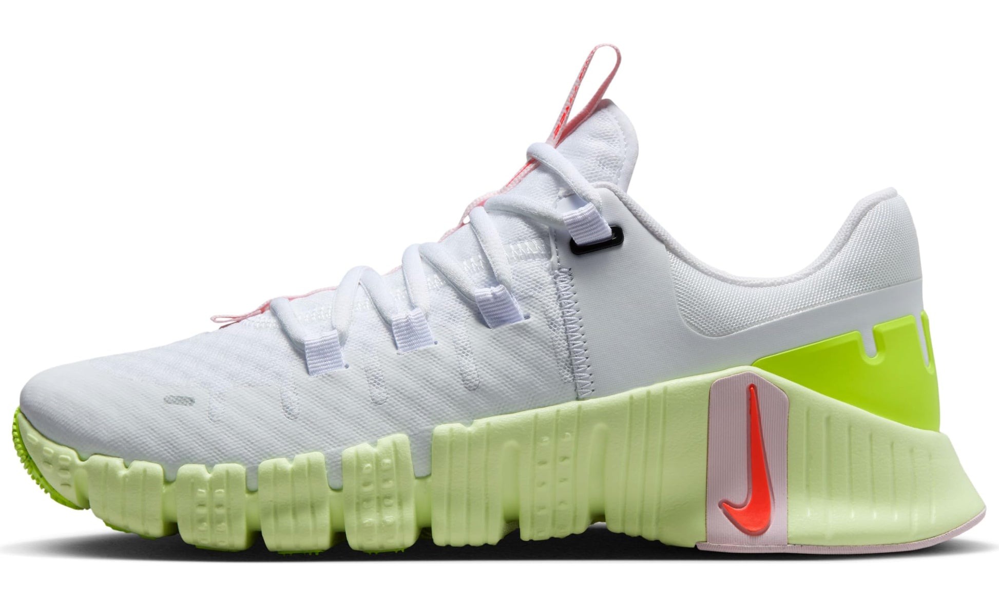 Nike Women's Free Metcon 5 Sneaker