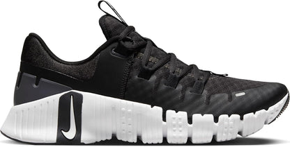 Nike Women's Free Metcon 5 Sneaker