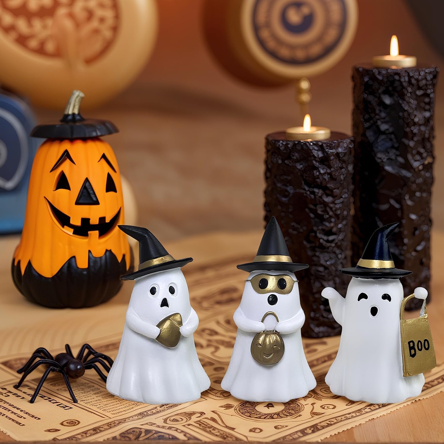 Resin Small White Ghost Figurines, 3PCS Ghosts with Witch Hats, Cute Ghost Statue for Spooky Halloween Decor, for Indoor Halloween Party Tabletop Home Shelf Decoration