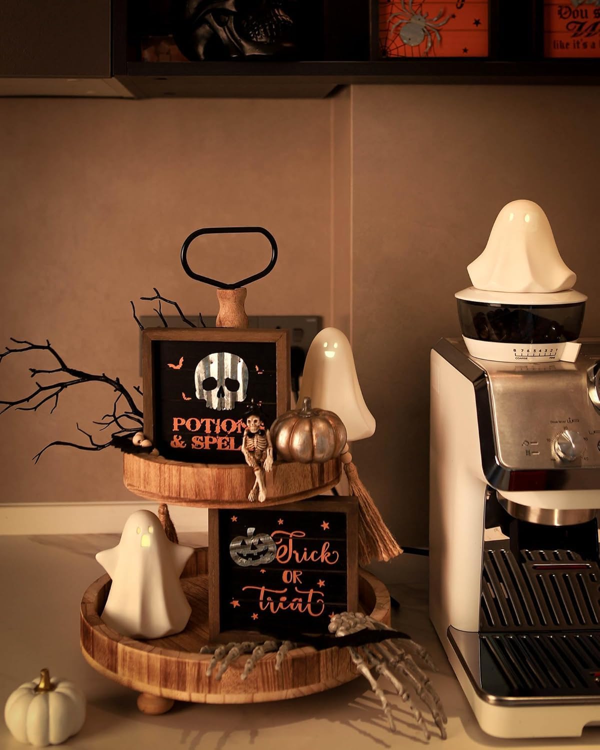 Light Up Ghost Halloween Decor, 5" Cute Halloween Decorations Indoor, 3PCS LED Ceramic Ghost for Halloween Table, Desk, Tray, Shelf, Bedroom Decor, White Spooky Decorative Ghosts Figurines