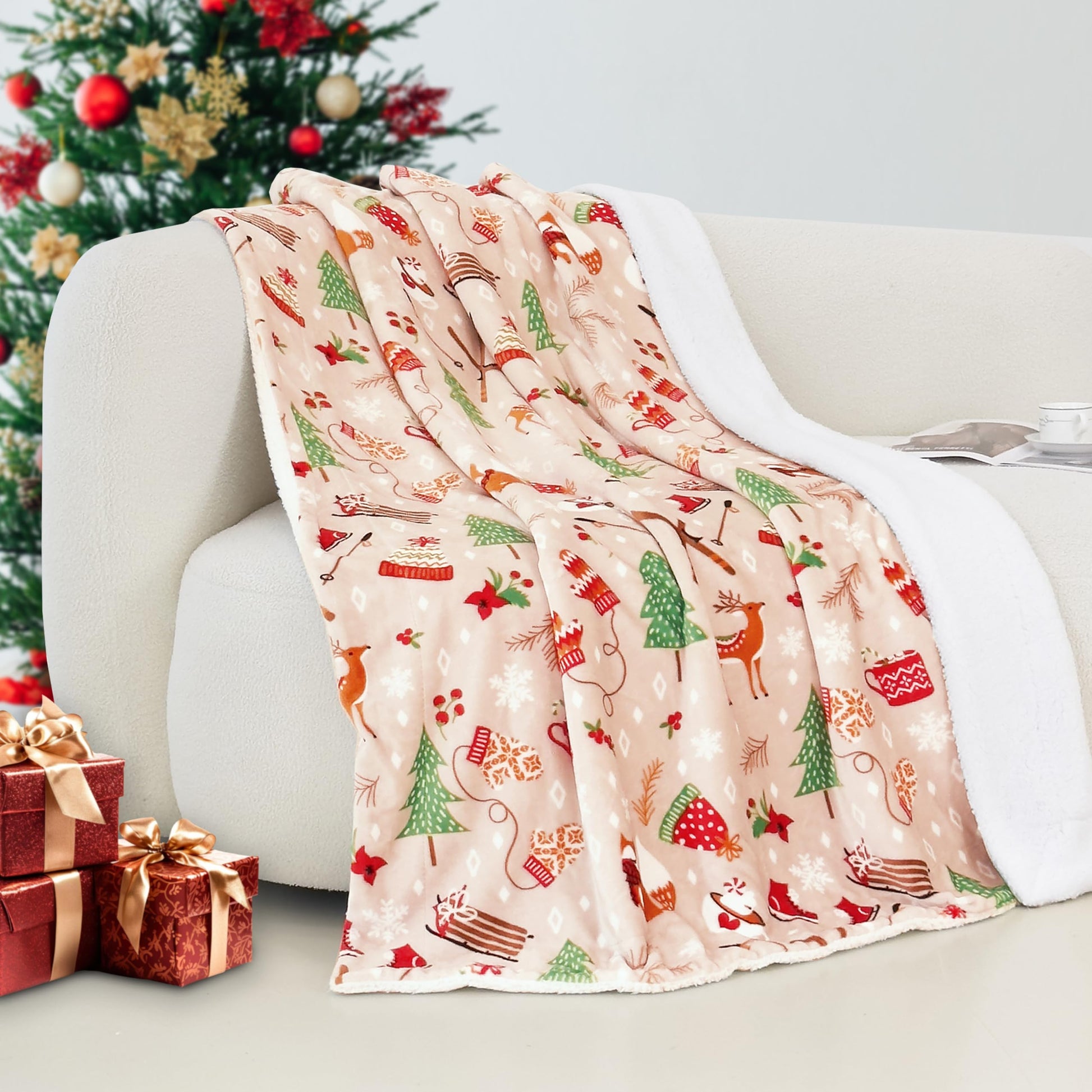 Elegant Comfort Reversible and Ultra-Plush Flannel Fleece-Winter Christmas Sherpa Throw- Lightweight Soft and Cozy-Holiday Decorative Throw, Perfect for Lounging, 50 x 60 inches, Emerald Green Deer