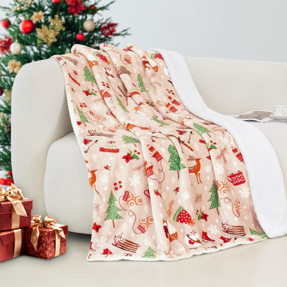 Elegant Comfort Reversible and Ultra-Plush Flannel Fleece-Winter Christmas Sherpa Throw- Lightweight Soft and Cozy-Holiday Decorative Throw, Perfect for Lounging, 50 x 60 inches, Emerald Green Deer