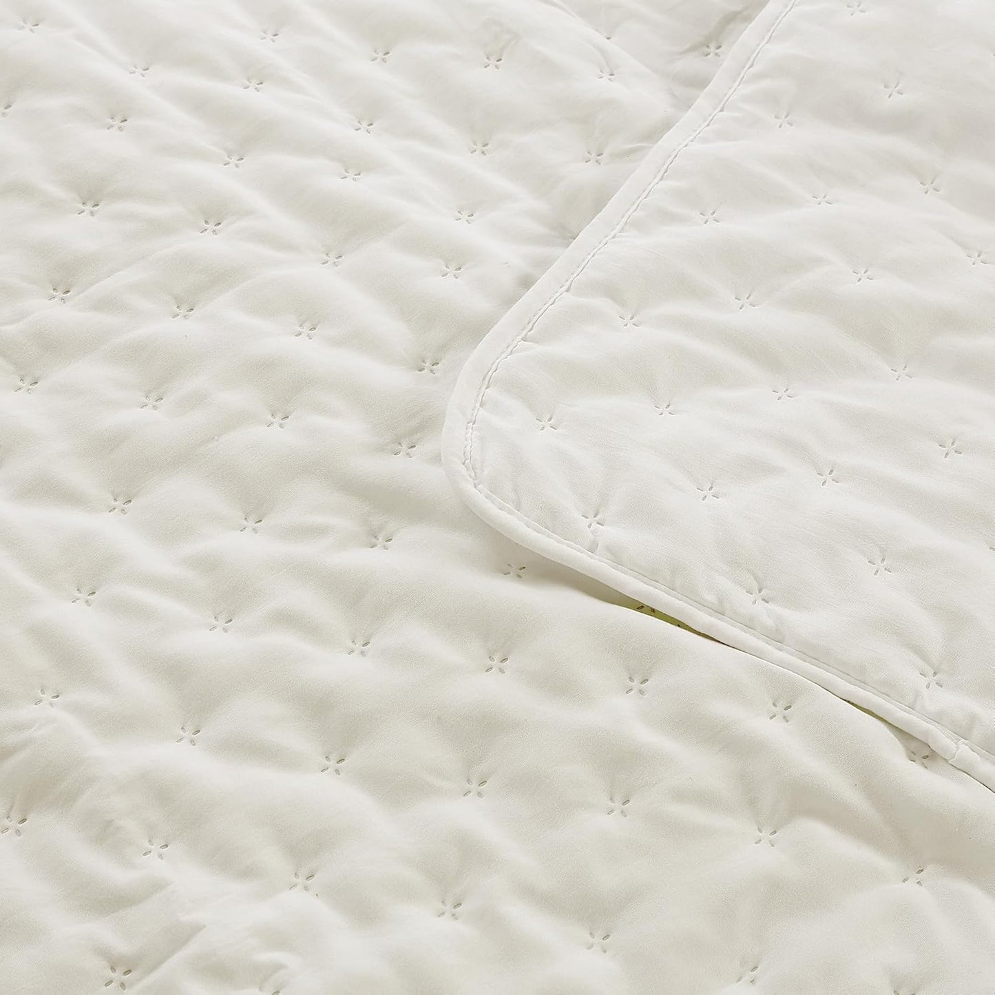 ROARINGWILD Ivory Queen Size Quilt Bedding Sets with 2 Pillow Shams, Full Cream Lightweight Soft Bedspread Coverlet, Thin Comforter Bed Cover for All Season, 3 Pieces, 90x90 inches