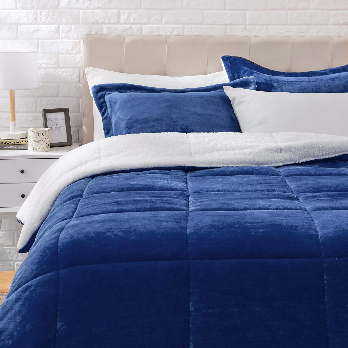 Amazon Basics 3 Piece Bedding Set, Micromink Sherpa, Ultra-Soft, Warm All Season Comforter, Full/Queen, Red Buffalo Plaid