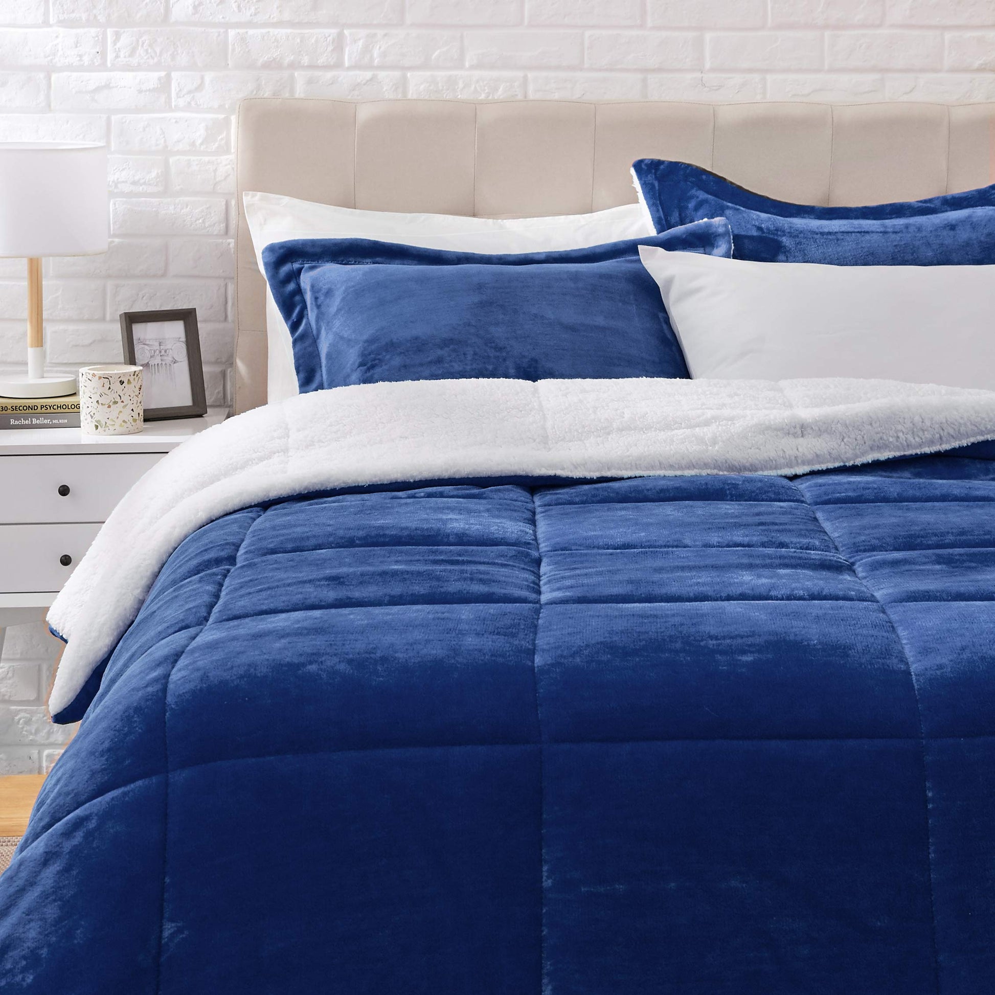 Amazon Basics 3 Piece Bedding Set, Micromink Sherpa, Ultra-Soft, Warm All Season Comforter, Full/Queen, Red Buffalo Plaid