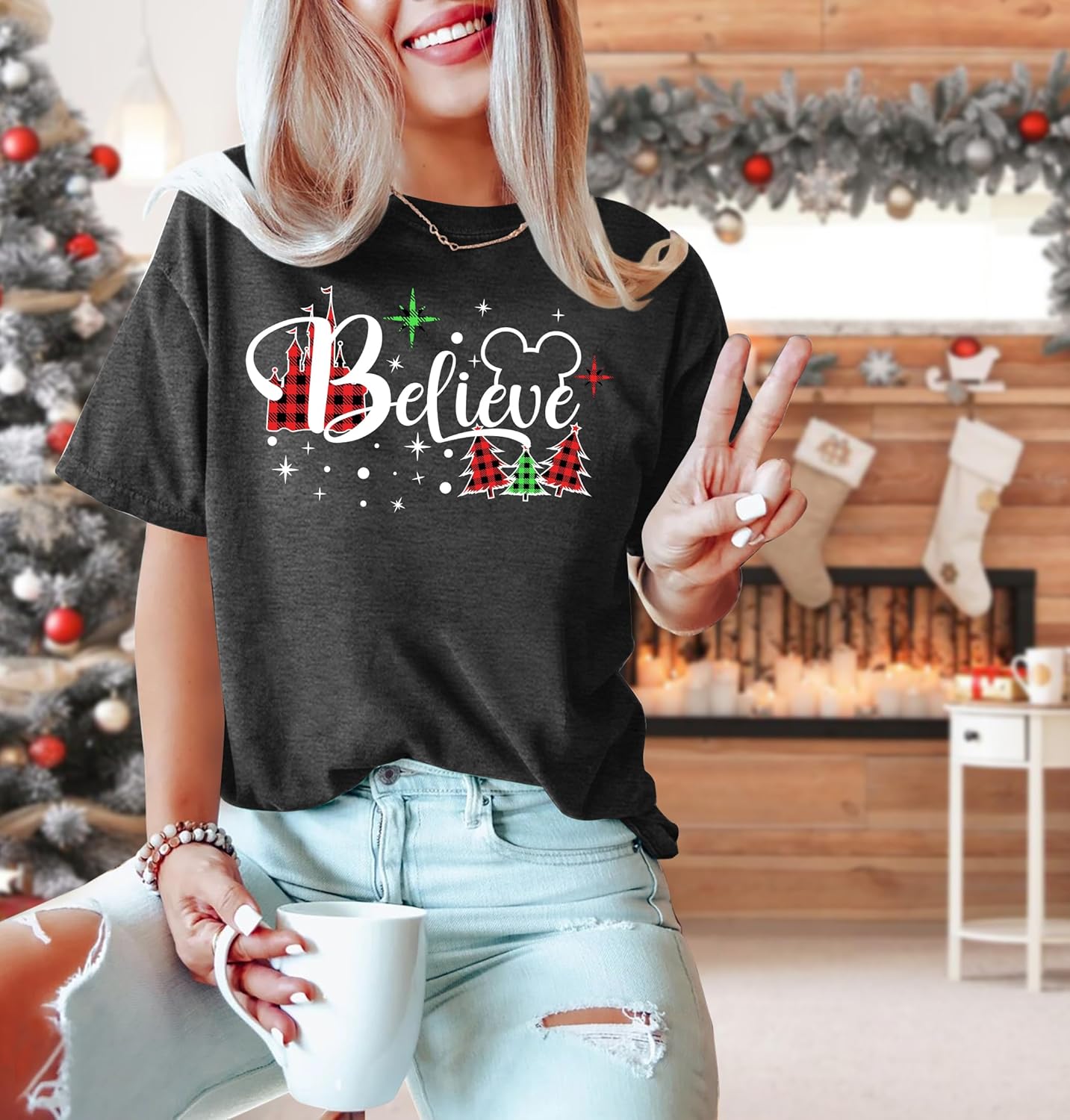 Believe Christmas Shirt for Women Christmas Tree Graphic T-Shirts Believe Letter Print Tees Holiday Tops
