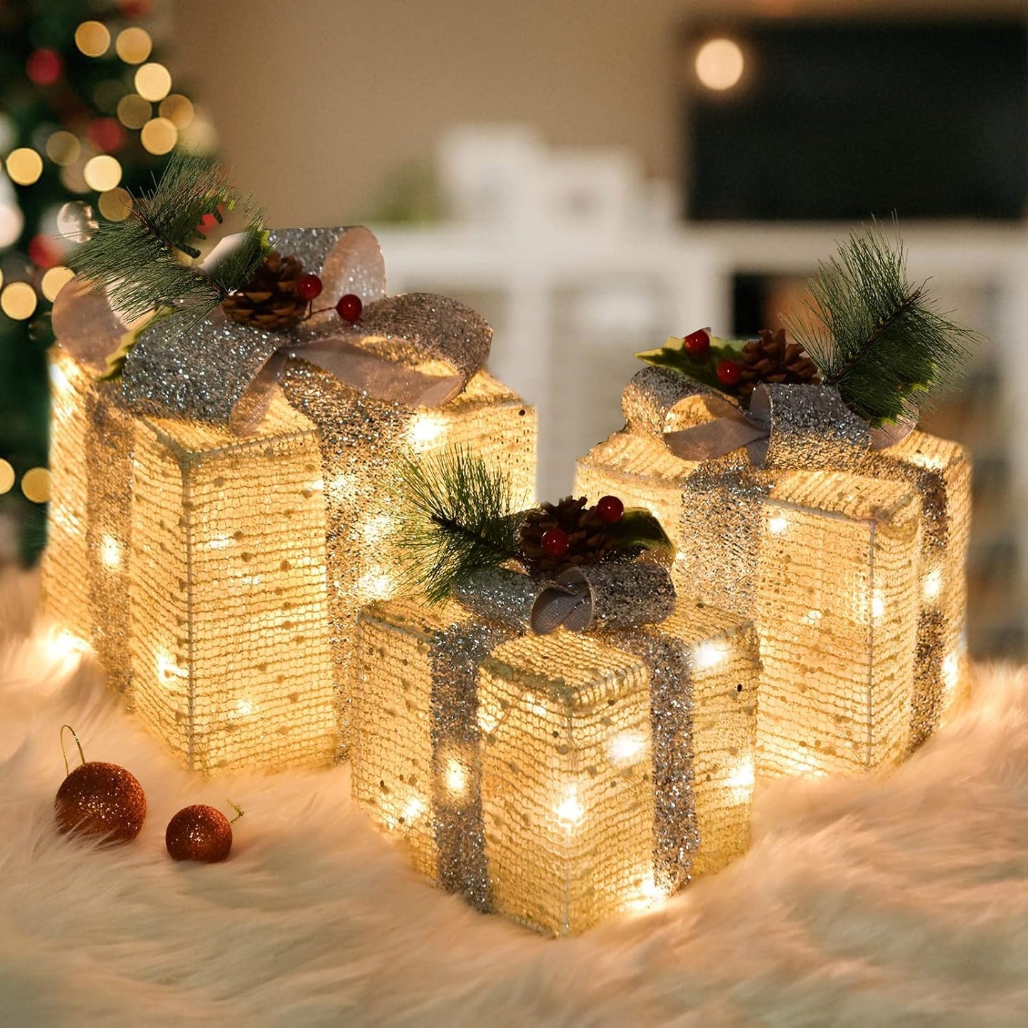 Set of 3 Christmas Lighted Gift Boxes, Pre-lit 60LED Light Up Present Boxes Ornament Outdoor, Boxes with Gold Snowflake, Battery Operated Christmas Decorations for Indoor Home, Party, Lawn Decor