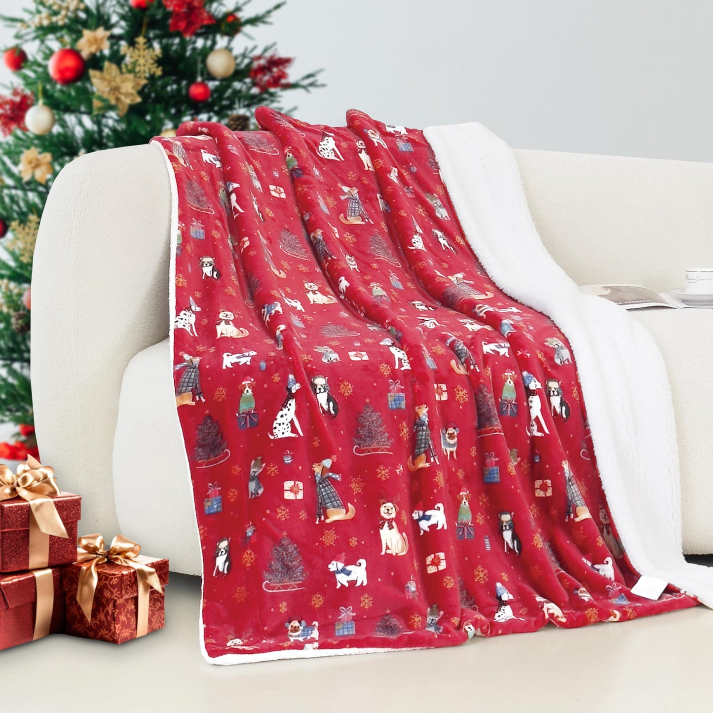 Elegant Comfort Reversible and Ultra-Plush Flannel Fleece-Winter Christmas Sherpa Throw- Lightweight Soft and Cozy-Holiday Decorative Throw, Perfect for Lounging, 50 x 60 inches, Emerald Green Deer