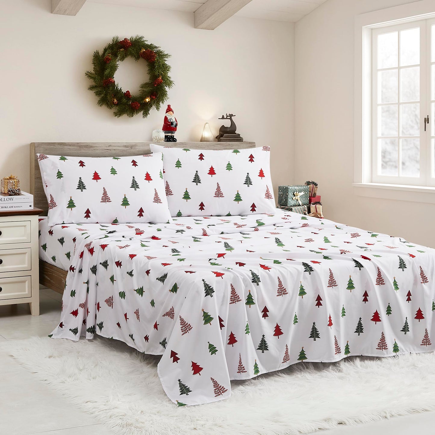 Christmas Sheets King Size with Built‑in Sheet Straps – Cozy Christmas Bedding for Holiday Cheer & Winter Dreams – Soft, Snug Sleep for Seasonal Celebrations, Polar Bear & Reindeer