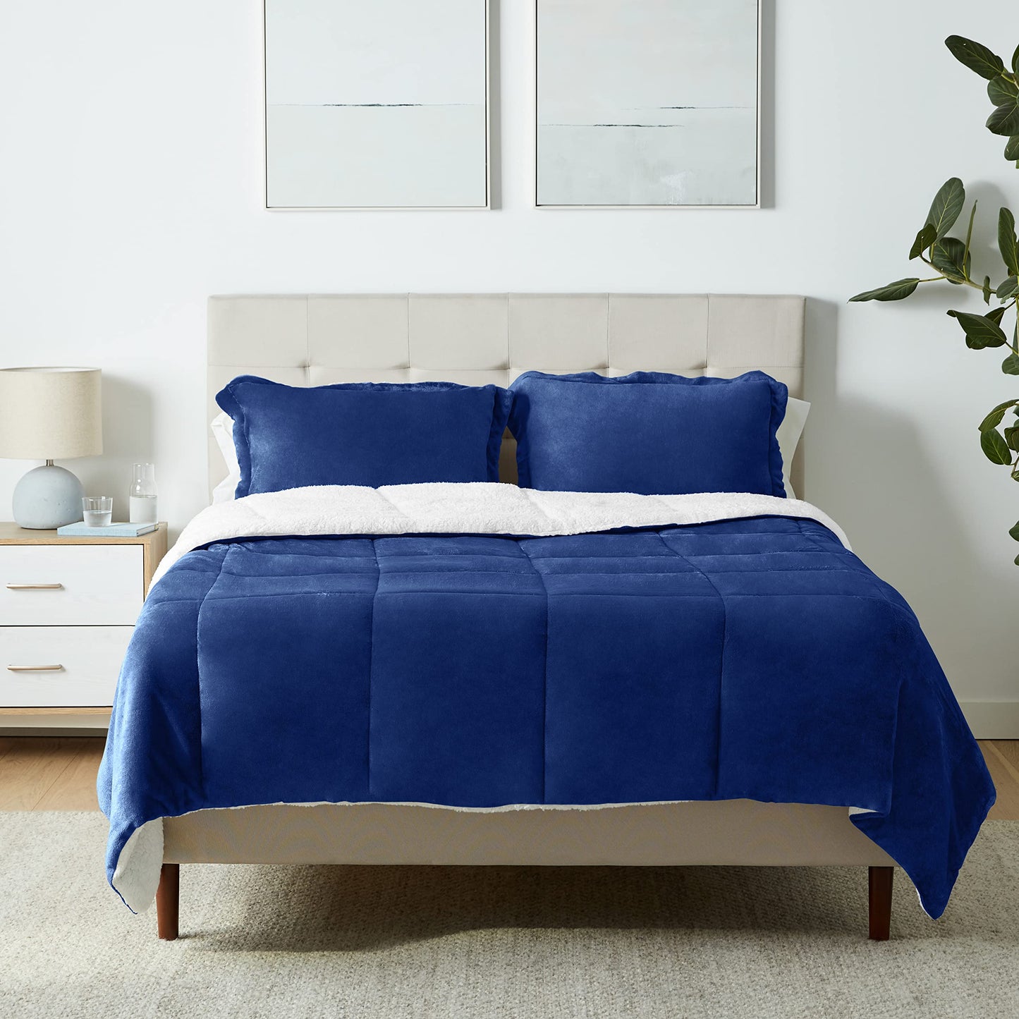 Amazon Basics 3 Piece Bedding Set, Micromink Sherpa, Ultra-Soft, Warm All Season Comforter, Full/Queen, Red Buffalo Plaid
