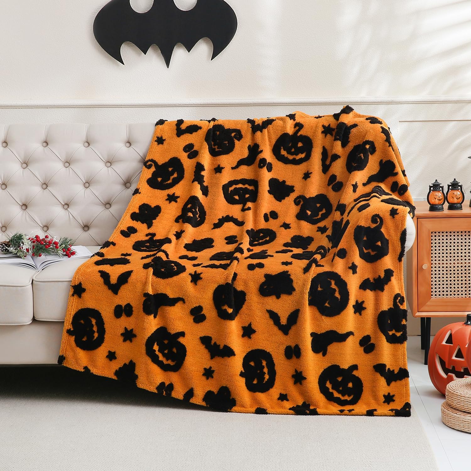 SOCHOW Halloween Jacquard Throw Blanket, Fuzzy Soft Cozy Warm Pumpkin Ghost Fall Decor Holiday Blanket for Couch, Sofa and Bed, 50 x 60 Inches, Orange/Black