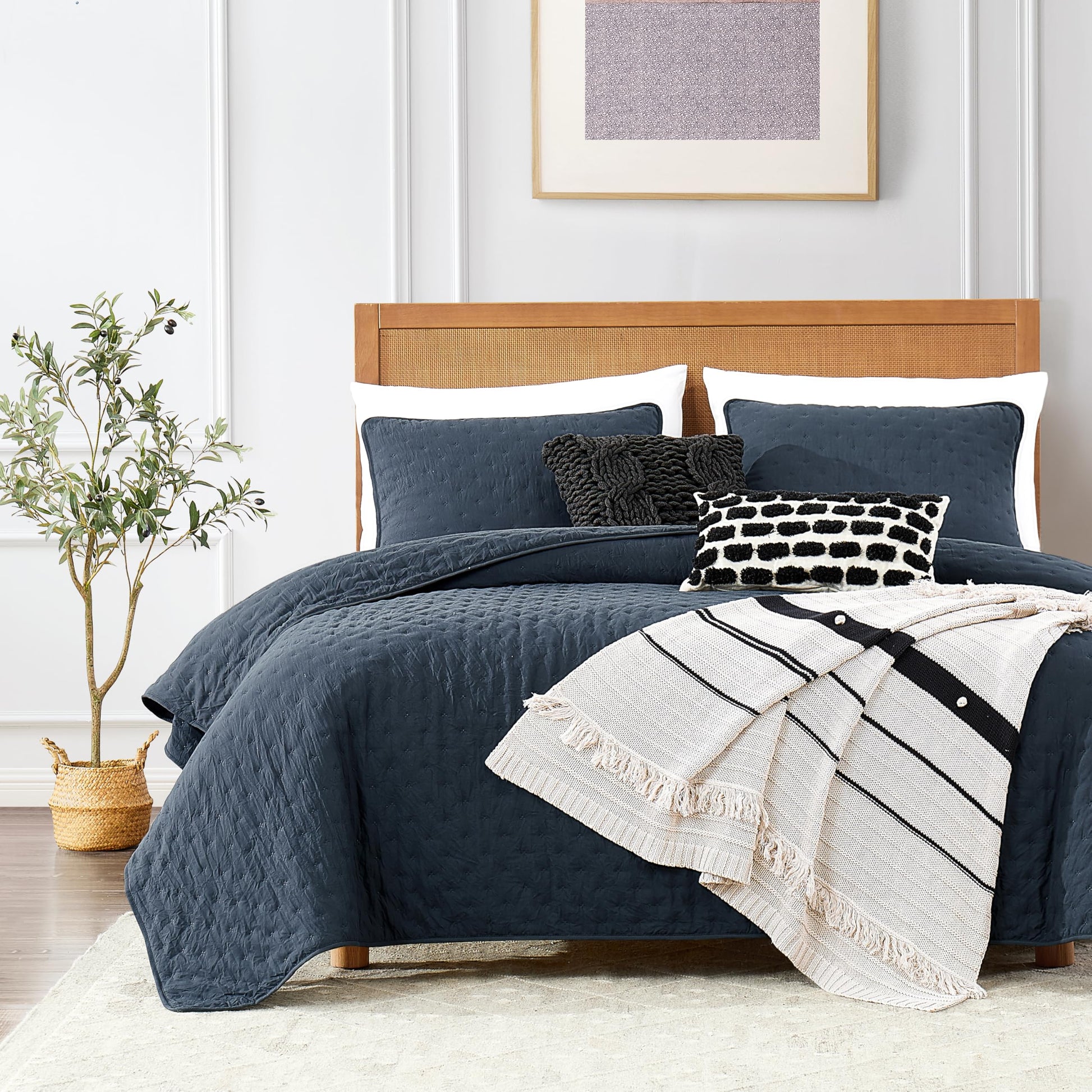 ROARINGWILD Ivory Queen Size Quilt Bedding Sets with 2 Pillow Shams, Full Cream Lightweight Soft Bedspread Coverlet, Thin Comforter Bed Cover for All Season, 3 Pieces, 90x90 inches