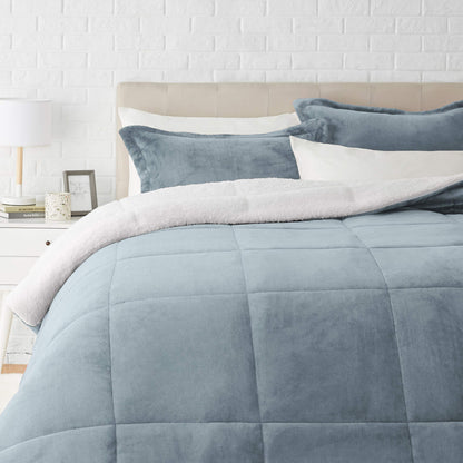 Amazon Basics 3 Piece Bedding Set, Micromink Sherpa, Ultra-Soft, Warm All Season Comforter, Full/Queen, Red Buffalo Plaid