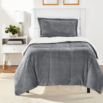 Amazon Basics 3 Piece Bedding Set, Micromink Sherpa, Ultra-Soft, Warm All Season Comforter, Full/Queen, Red Buffalo Plaid