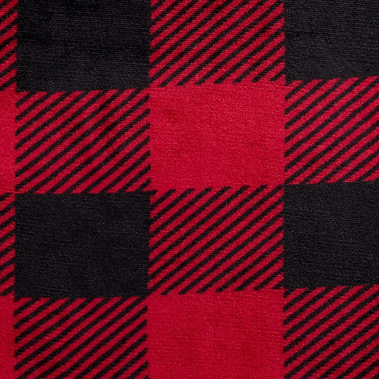 Amazon Basics 3 Piece Bedding Set, Micromink Sherpa, Ultra-Soft, Warm All Season Comforter, Full/Queen, Red Buffalo Plaid
